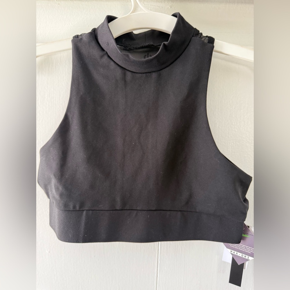 Elegant Black Sleeveless Crop Top